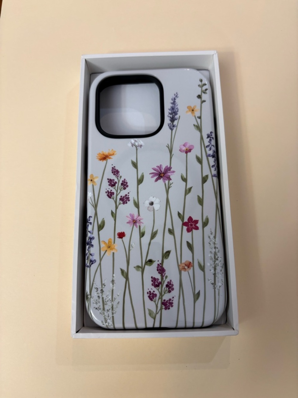 Bitobe iPhone 16 Pro Gray Multicolor Floral Rigid Case